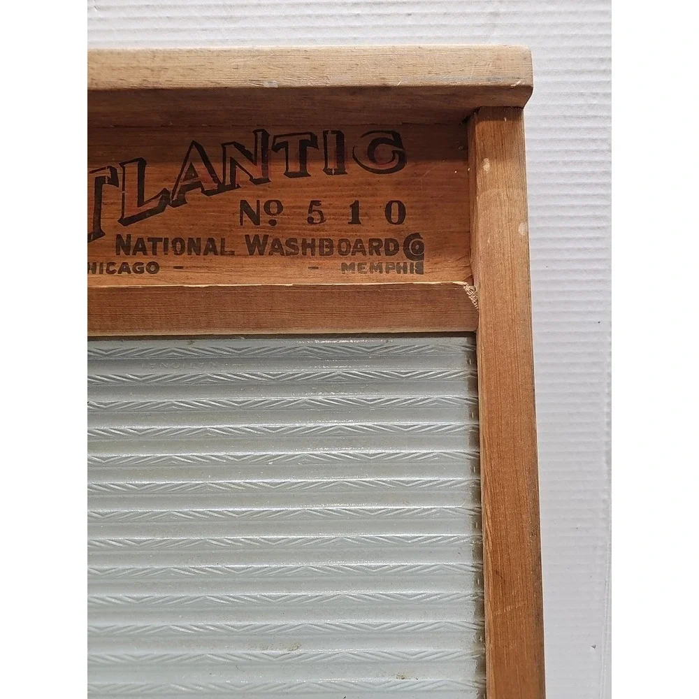 Vintage Atlantic National Washboard Co No 510 Glass & Wood Primitive Laundry Dec